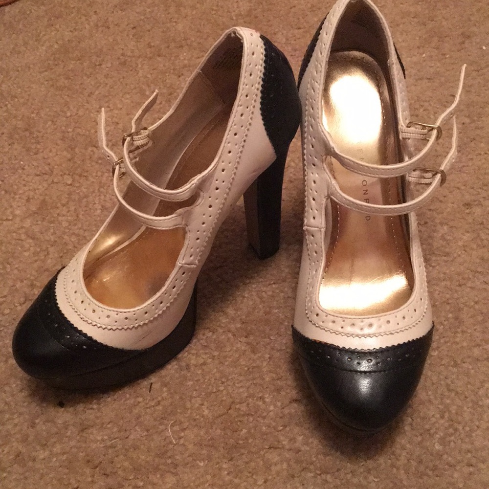 Lauren Conrad heels